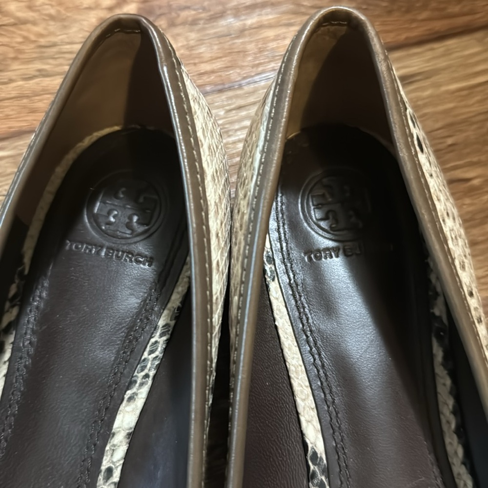 Tory Burch Ballet Shoe - Snakeskin size 10 - Picture 5 of 6